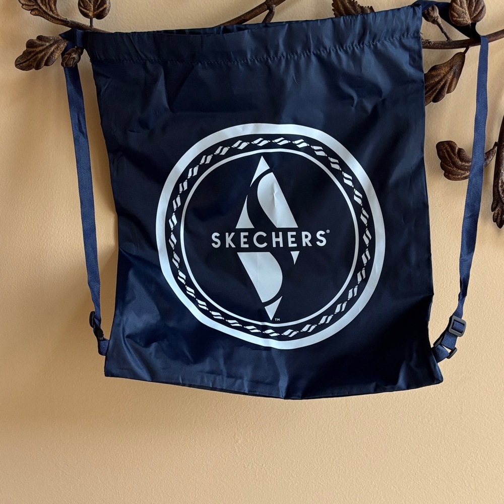 NEW Skechers Draw String Bag/ Backpack, 20 x 18”, Backpack Carry Straps, Blue